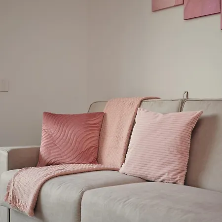 Apartamento Pink In Financial District 4 Pax Milão